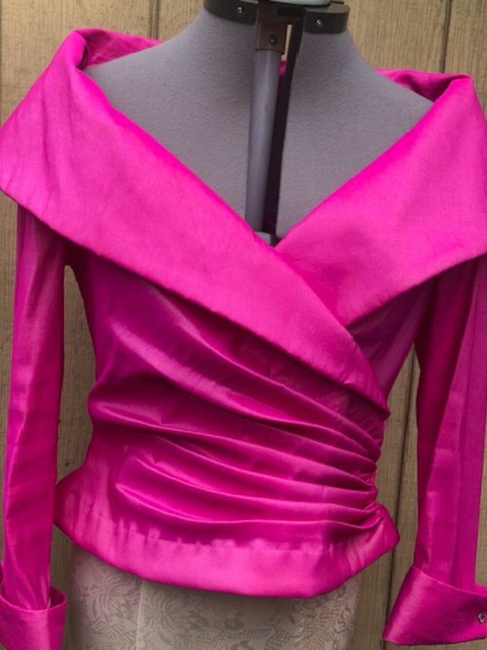 Iridescent Pink Over the shoulder Elegant Evening Wear Tadashi Shoji Top S (14)